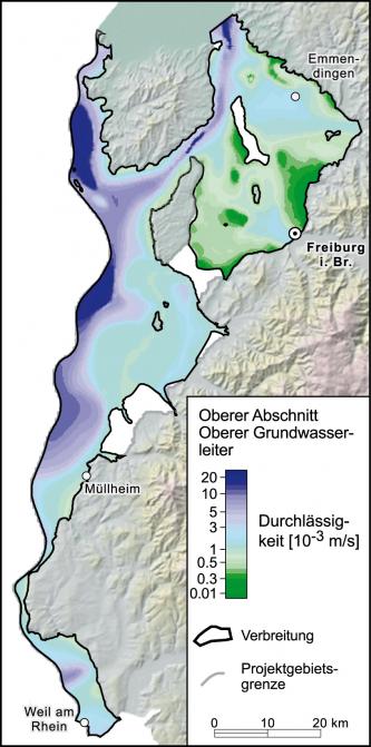 Farbige Grafik, die Durchlässigkeiten im oberen Grundwasserleiter der Neuenburg-Formation mittels einem Kartenbild zeigt. Der Kartenausschnitt reicht von Emmendingen im Norden bis Weil am Rhein.